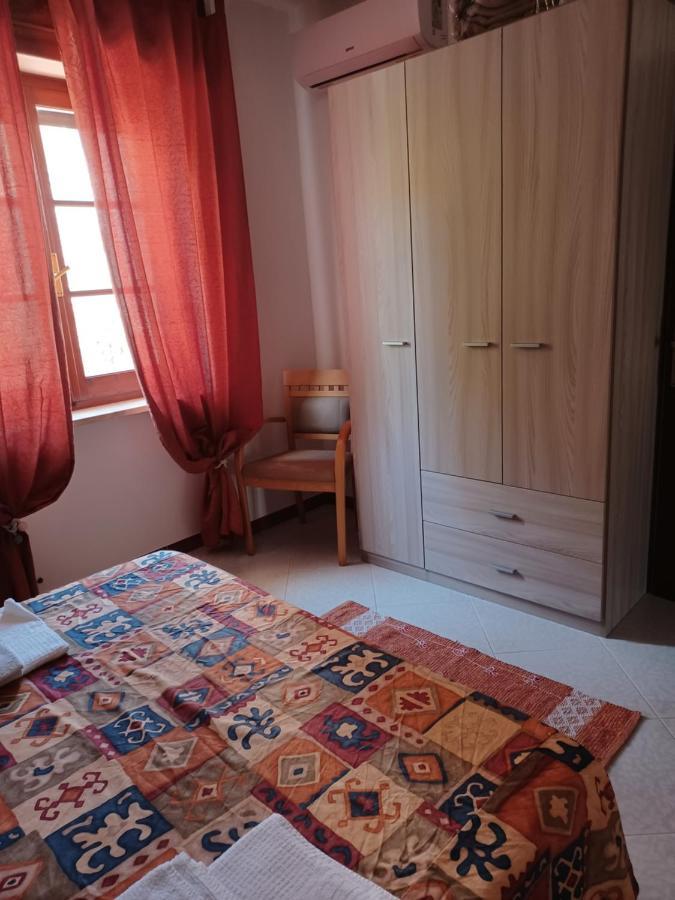 Appartamento Per Vacanza Кастельсардо Екстер'єр фото